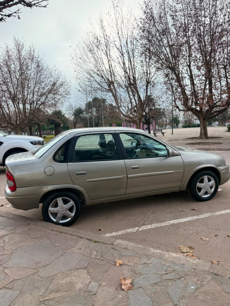 Chevrolet Corsa Classic — foto 4