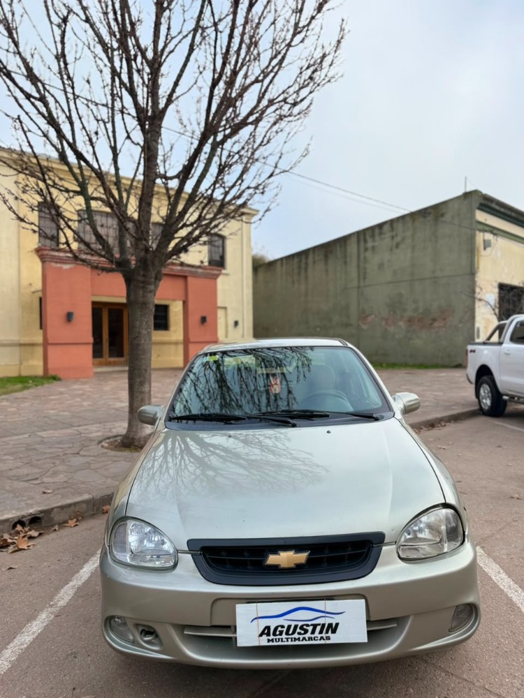 Chevrolet Corsa Classic — foto 8