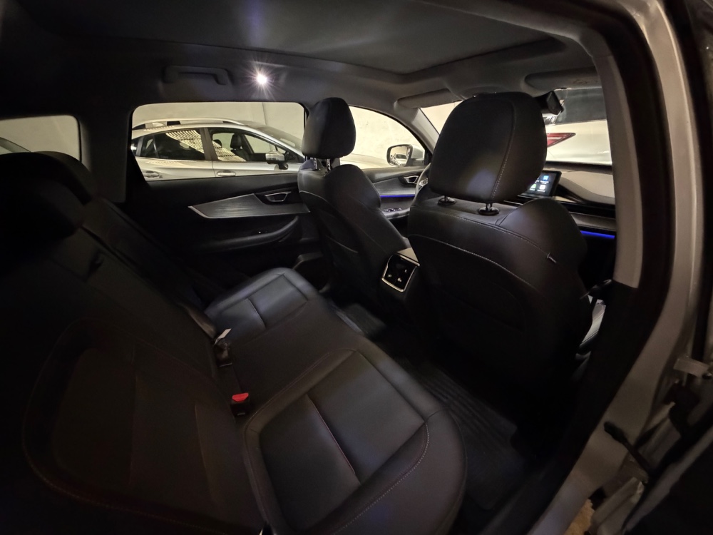 Chery Tiggo 7 Pro Hybrid 1.5 Mhev Premium 2026 — foto 8