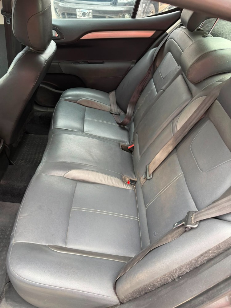Citroën C4  LOUNGE THP 165 MT6 S EDITION — foto 10