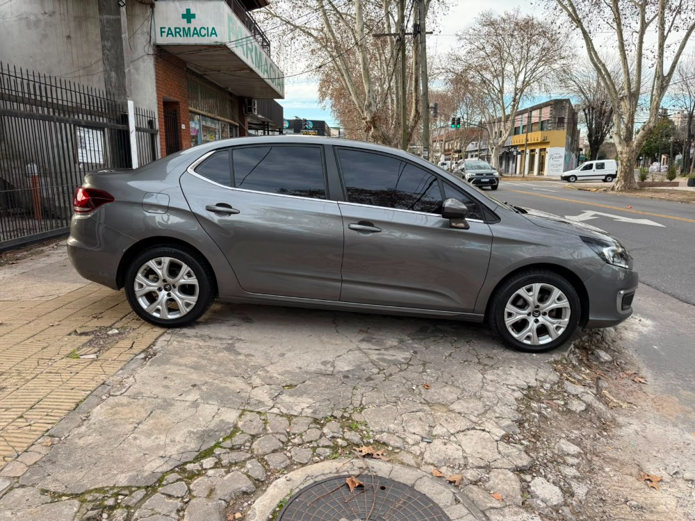 Citroën C4 LOUNGE HDI 115 MT6 FEEL PACK AM19.5 — foto 5