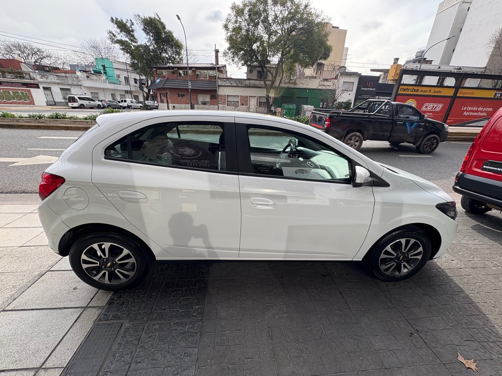 Chevrolet Onix 1.4 LTZ — foto 2