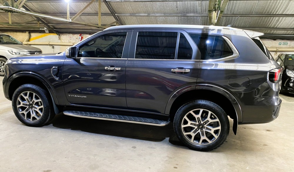 Ford EVEREST Titanium Ecoboost 2.3 GTDI 4x4 — foto 4