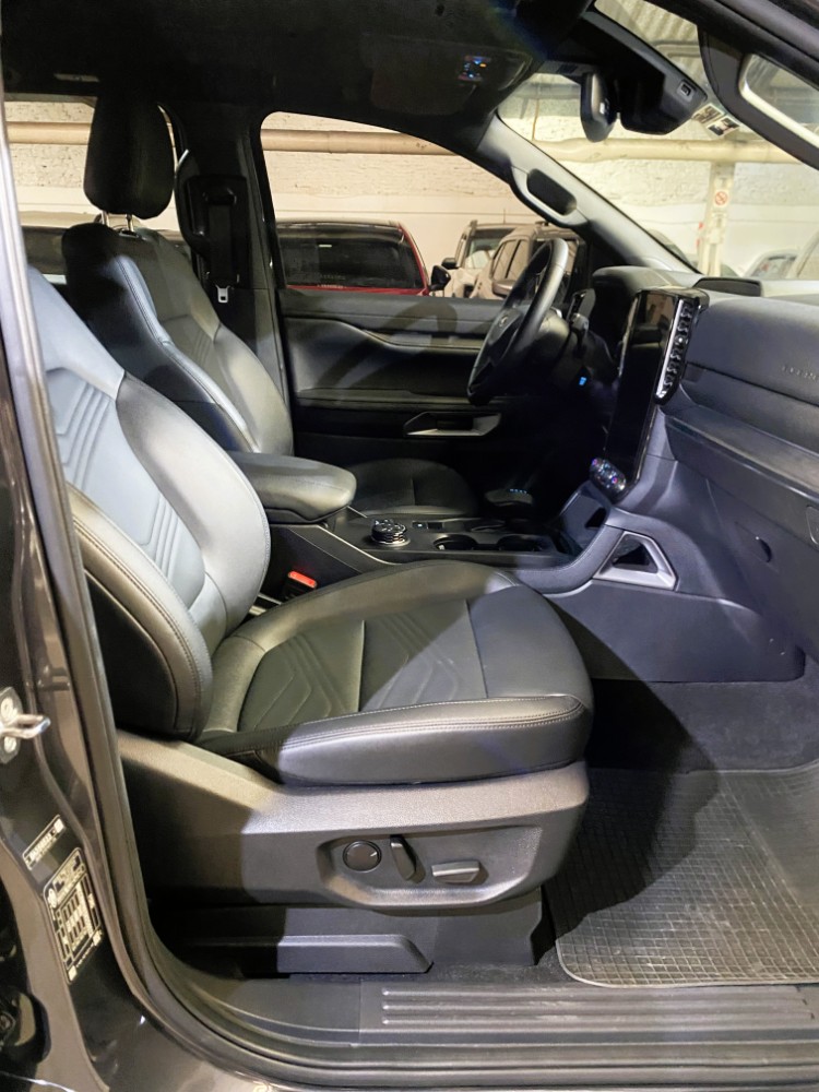 Ford EVEREST Titanium Ecoboost 2.3 GTDI 4x4 — foto 17
