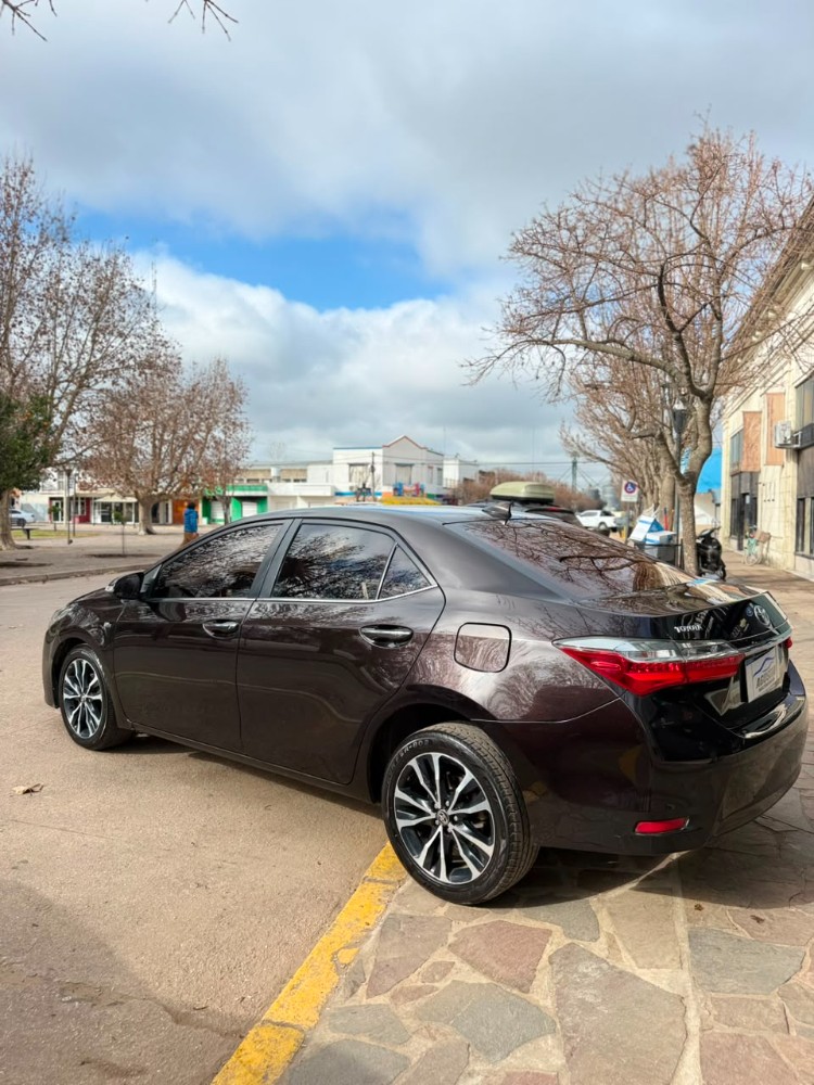 Toyota Corolla SE-G — foto 9