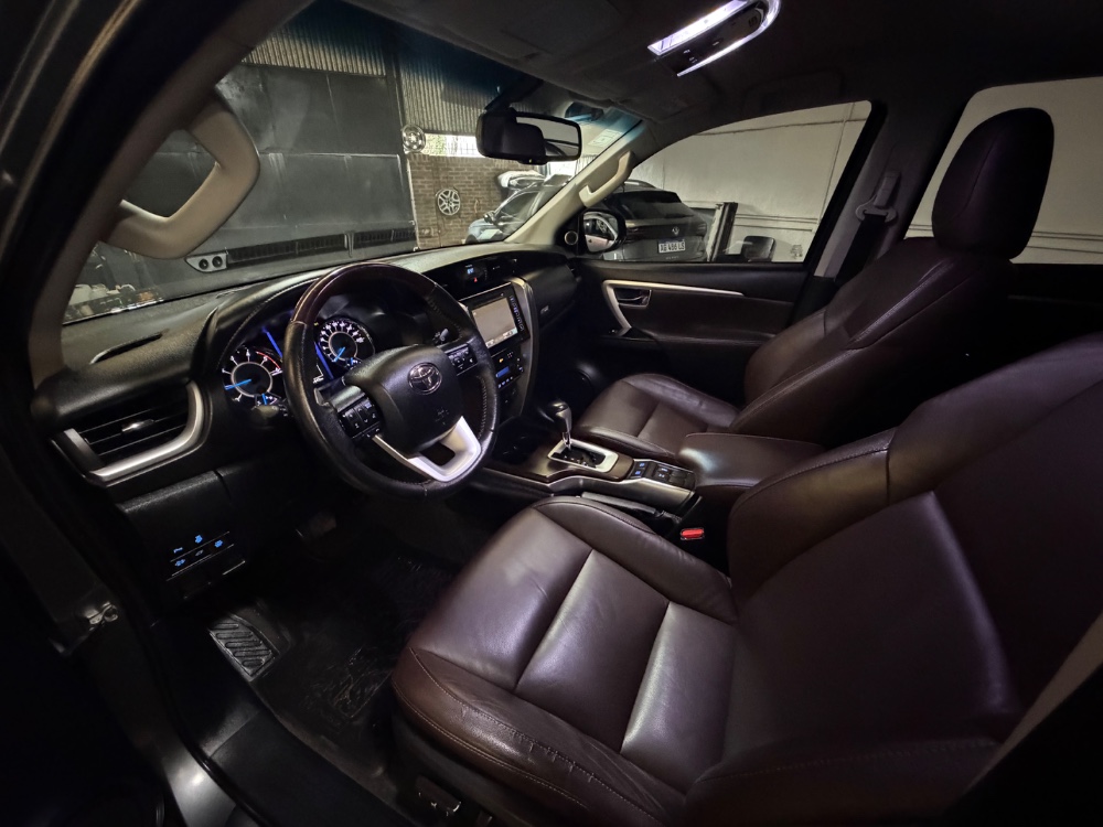 Toyota SW4 SRX 2.8 TDI — foto 7