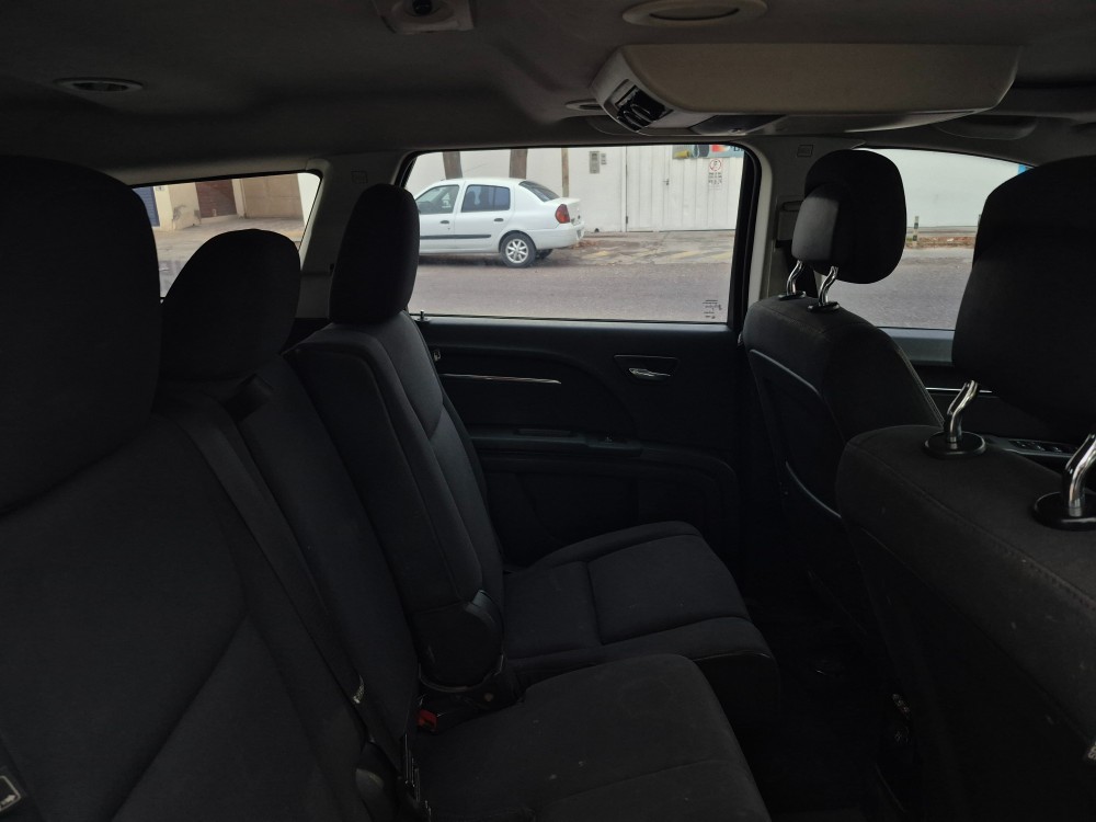 Dodge Journey SXT — foto 6