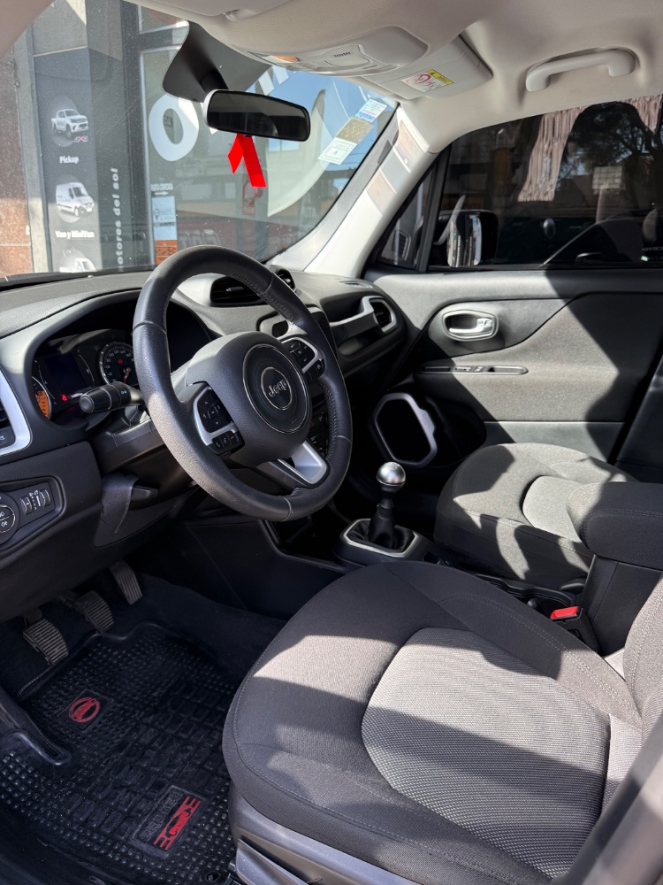 Jeep Renegade Sport — foto 10