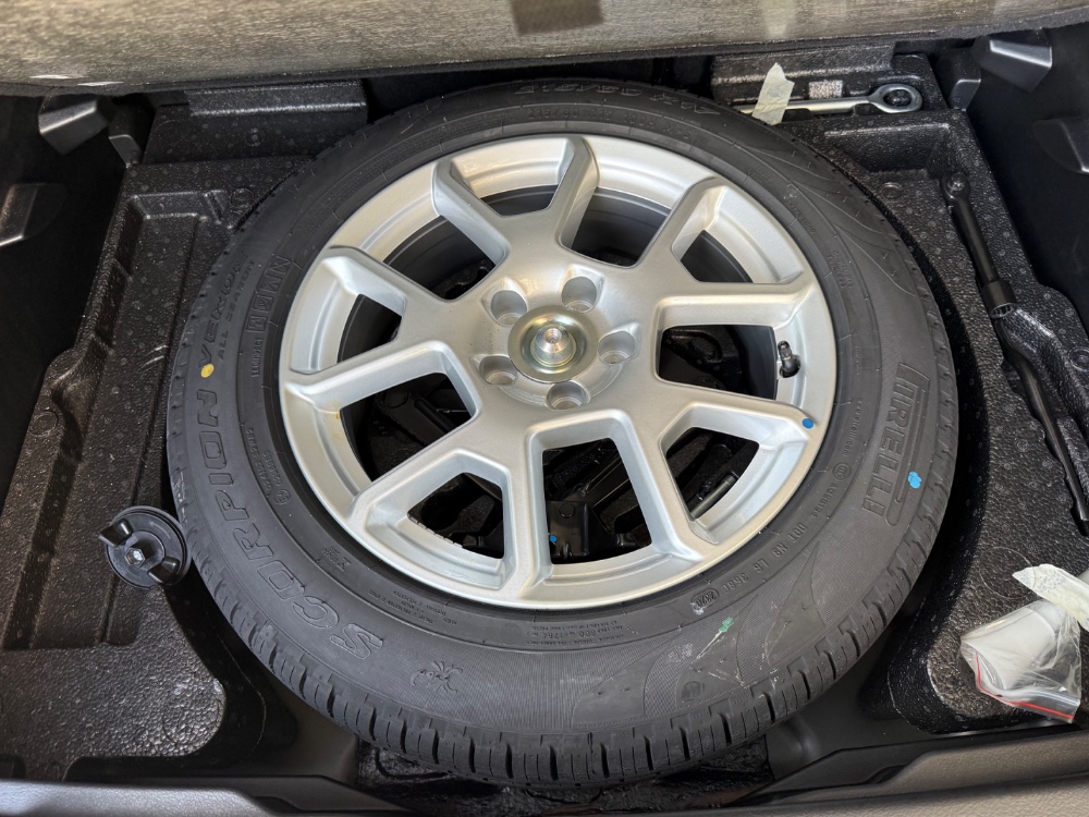 Jeep Renegade Sport — foto 12