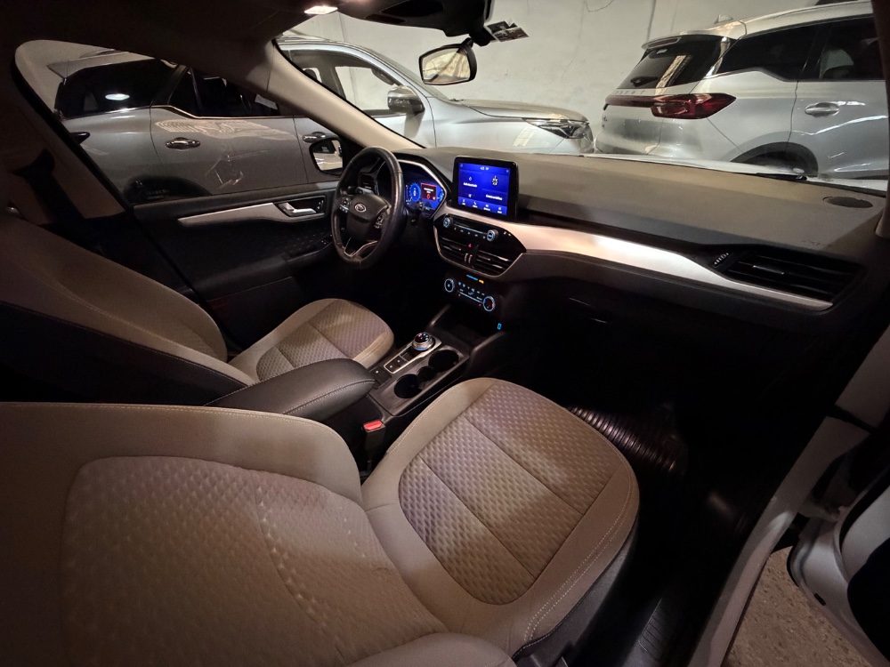 Ford Kuga Se 2.5 hibrido AT Fwd — foto 9