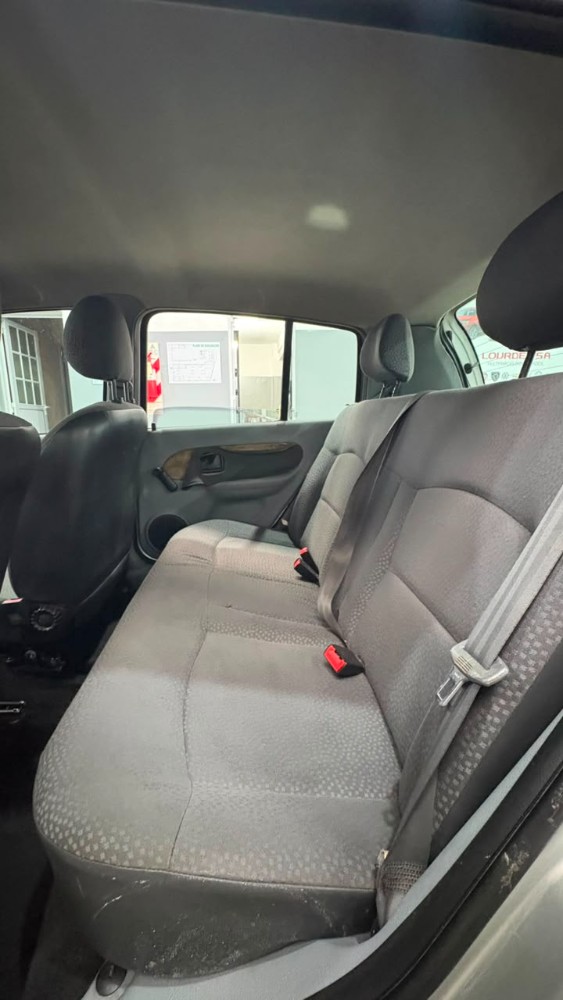 Renault Clio  Pack Plus 1.2 — foto 7
