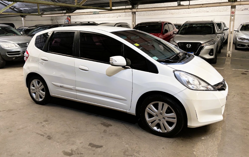 Honda FIT 1.5 EXL AT CUERO — foto 3