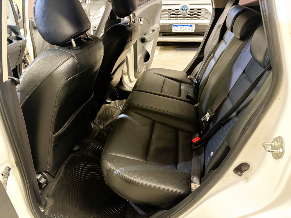 Honda FIT 1.5 EXL AT CUERO — foto 9