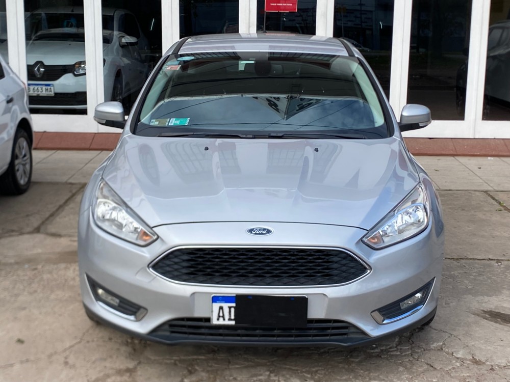Ford FOCUS L/16 2.0 5P SE AUT — foto 2
