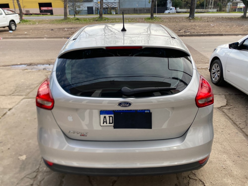 Ford FOCUS L/16 2.0 5P SE AUT — foto 5