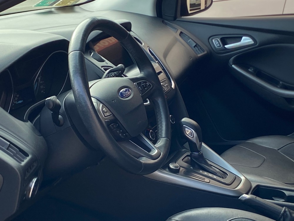 Ford FOCUS L/16 2.0 5P SE AUT — foto 9