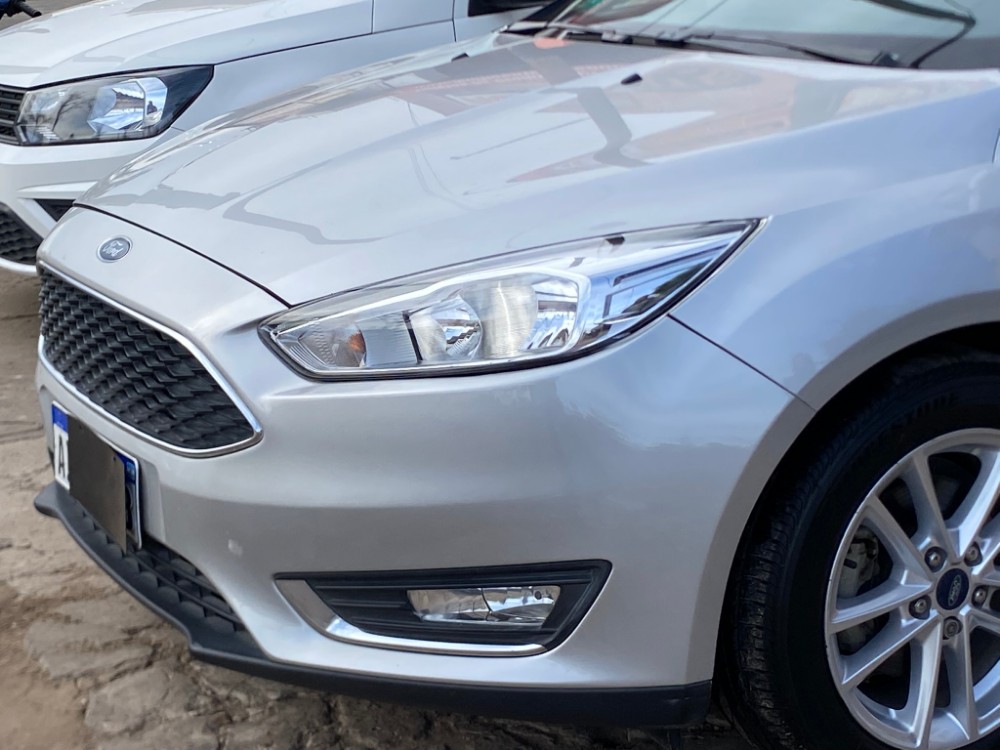 Ford FOCUS L/16 2.0 5P SE AUT — foto 14