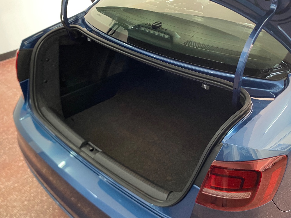 Volkswagen VENTO 1.4 TSI MB TECH HIGHLINJE DSG — foto 5