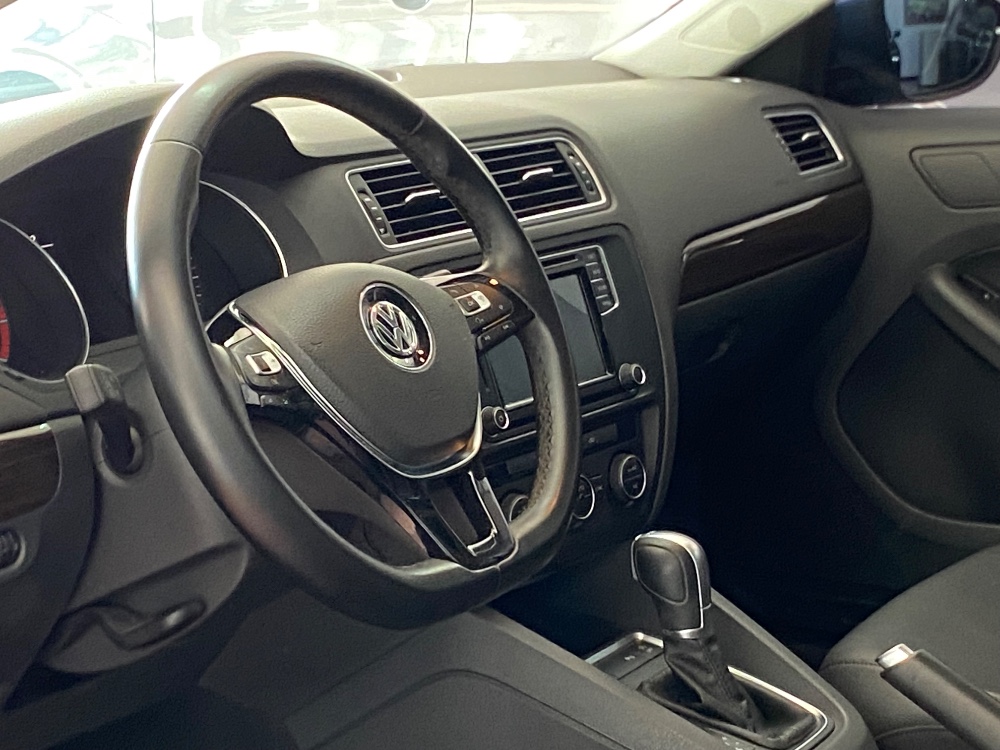 Volkswagen VENTO 1.4 TSI MB TECH HIGHLINJE DSG — foto 13