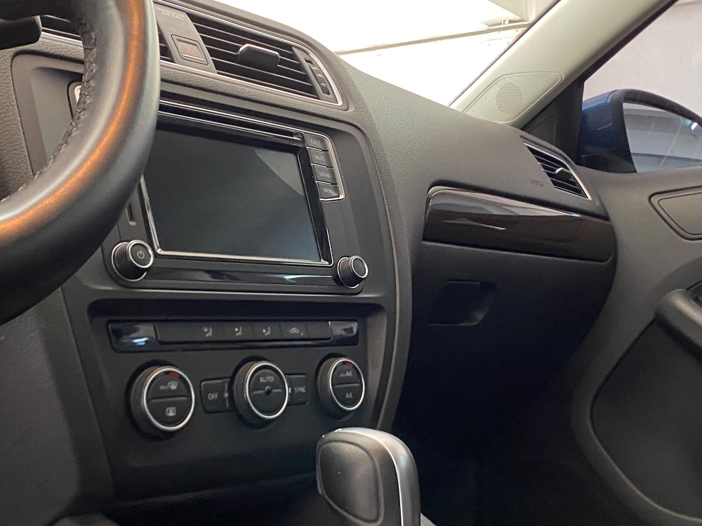 Volkswagen VENTO 1.4 TSI MB TECH HIGHLINJE DSG — foto 15