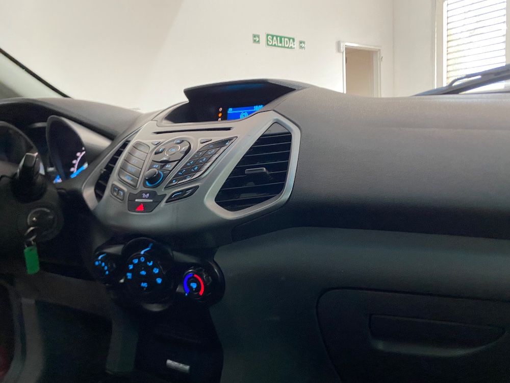 Ford ECO SPORT SE 1.6L MT — foto 10