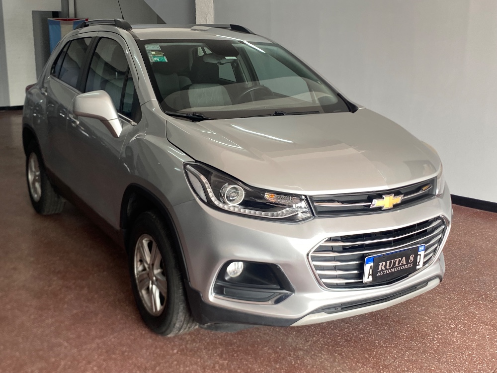 Chevrolet TRACKER 1.8 4X4 LTZ AUT. PREMIER L/17 — foto 4