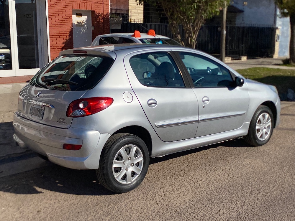 Peugeot 207 COMPACT 1.4 5P XS/ALLURE — foto 7
