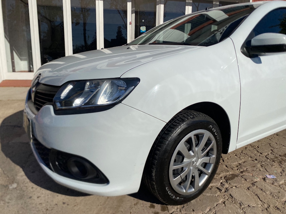 Renault SANDERO II 1.6 8V DYNAMIQUE — foto 7