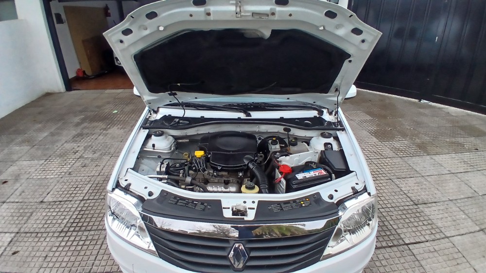 Renault LOGAN 4P 1,6 8V Confort Ii ABS 2013 — foto 14
