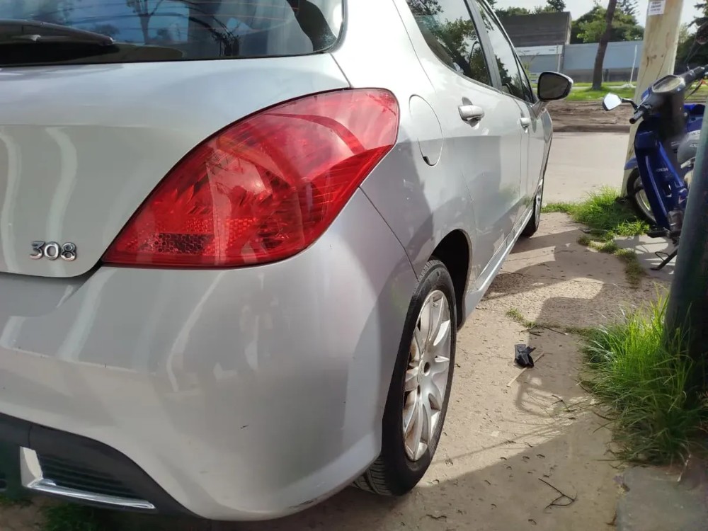 Peugeot 308 308 ALLURE NAV 115CV — foto 4