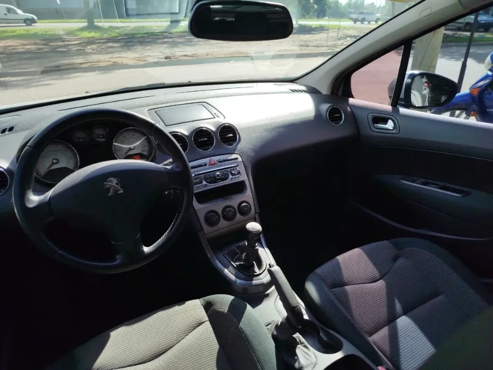 Peugeot 308 308 ALLURE NAV 115CV — foto 11