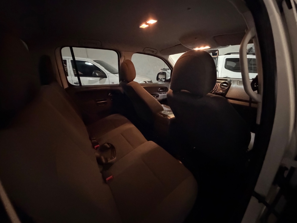 Volkswagen Amarok Trendline 2.0 Cd Tdi 180cv 4x4 — foto 6