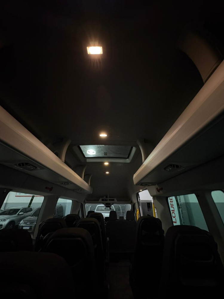 Ford TRANSIT Minibus 2,2 Td 6MT 17+1 — foto 8