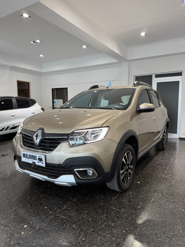 Renault SANDERO STEPWAY 1.6 Dynamique 105 CV — foto 9
