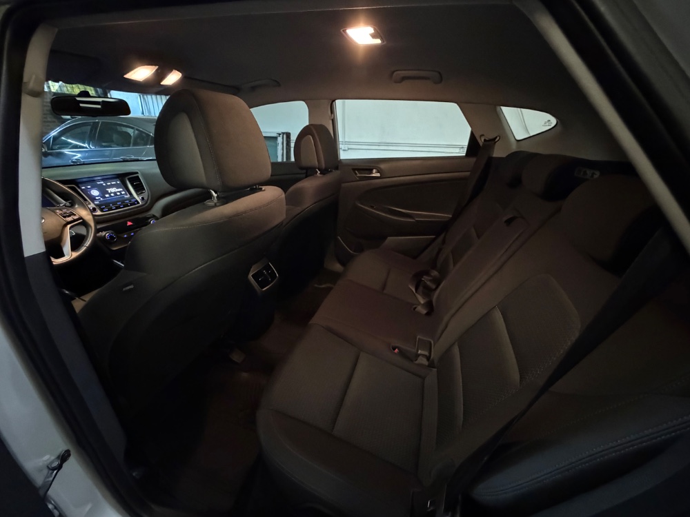 Hyundai Tucson 5P 2,0 Gl 2wd AT — foto 7