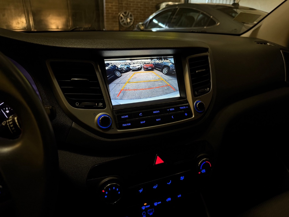 Hyundai Tucson 5P 2,0 Gl 2wd AT — foto 9