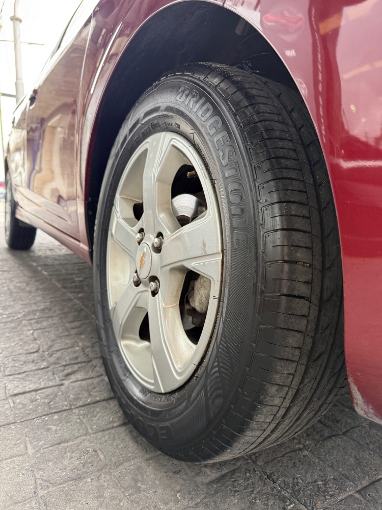 Chevrolet Onix LT — foto 12