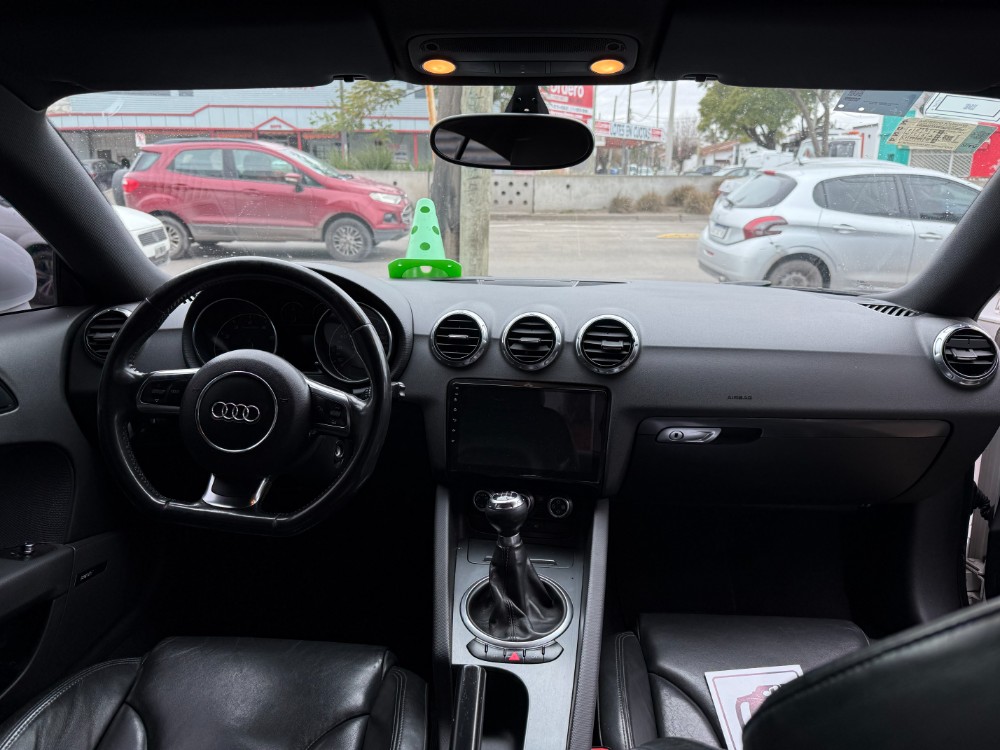 Audi TT 1.8 T-FSI — foto 8