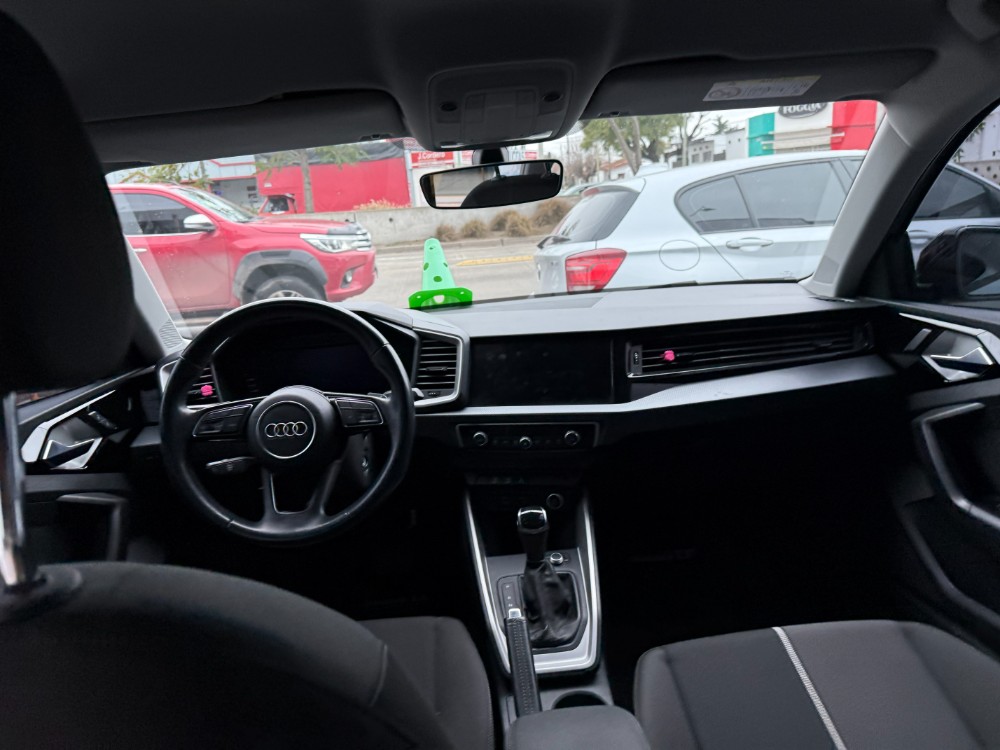 Audi A1 5P 1,0 Tfsi Sportback 30 116CV — foto 3