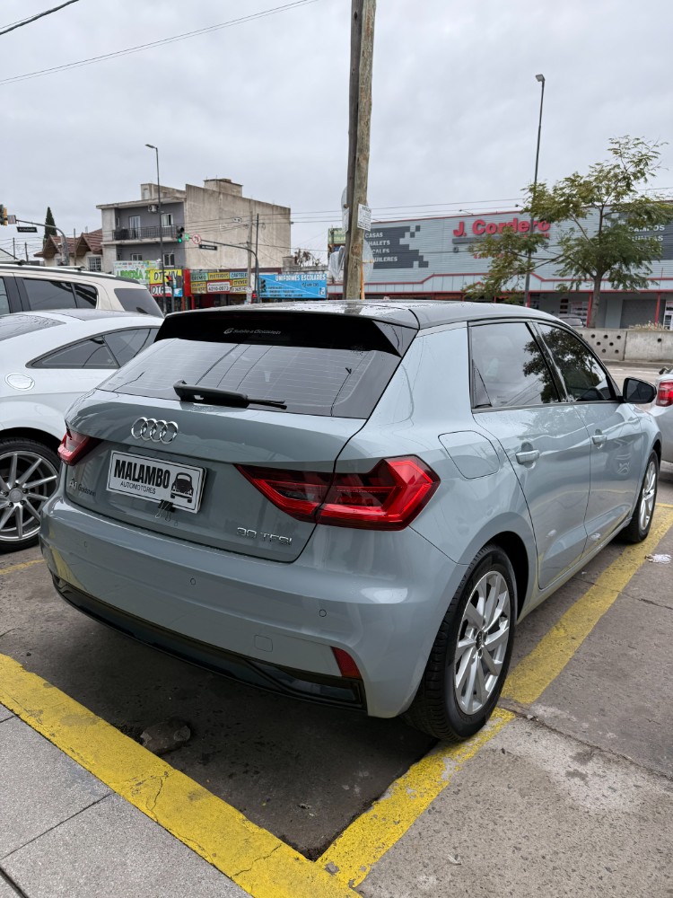 Audi A1 5P 1,0 Tfsi Sportback 30 116CV — foto 5