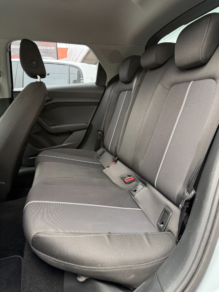 Audi A1 5P 1,0 Tfsi Sportback 30 116CV — foto 8