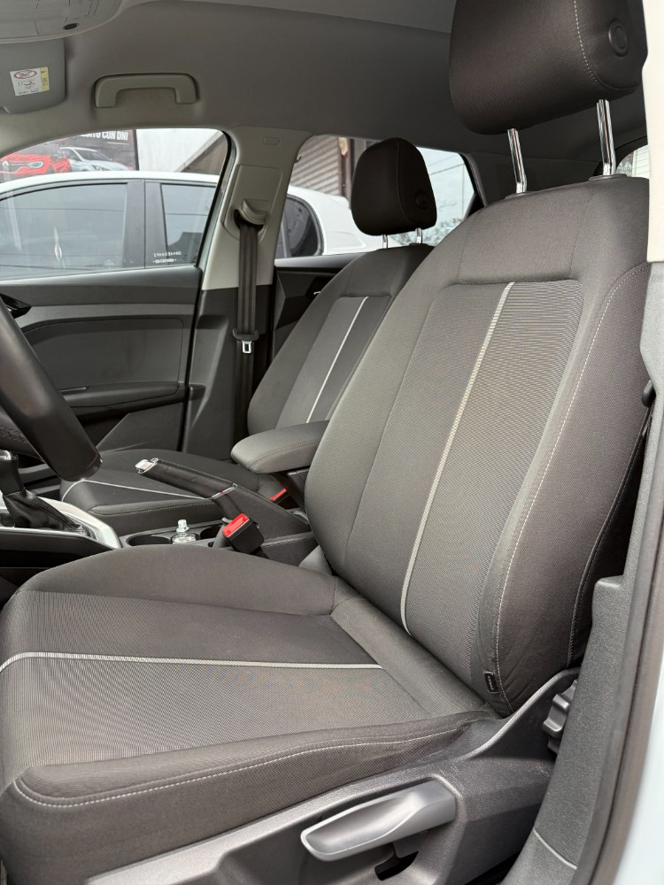 Audi A1 5P 1,0 Tfsi Sportback 30 116CV — foto 9