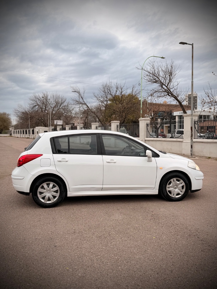 Nissan TIIDA — foto 10