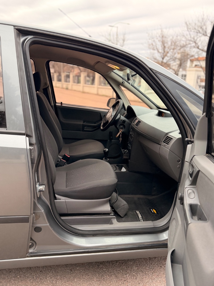 Chevrolet MERIVA 5P 1,8 Gl — foto 3