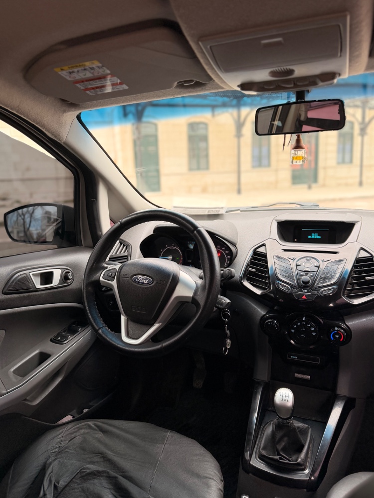 Ford ECOSPORT — foto 5