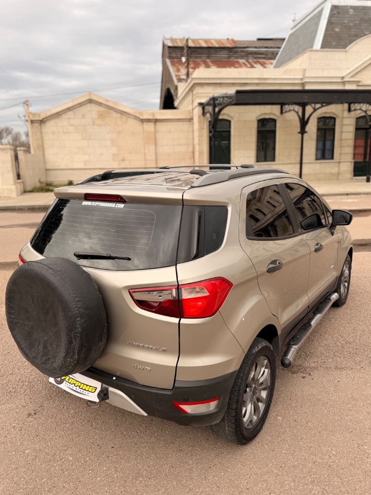 Ford ECOSPORT — foto 6