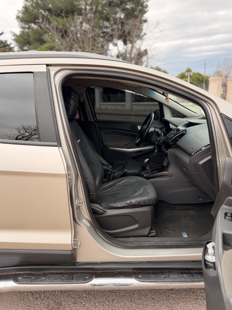 Ford ECOSPORT — foto 9