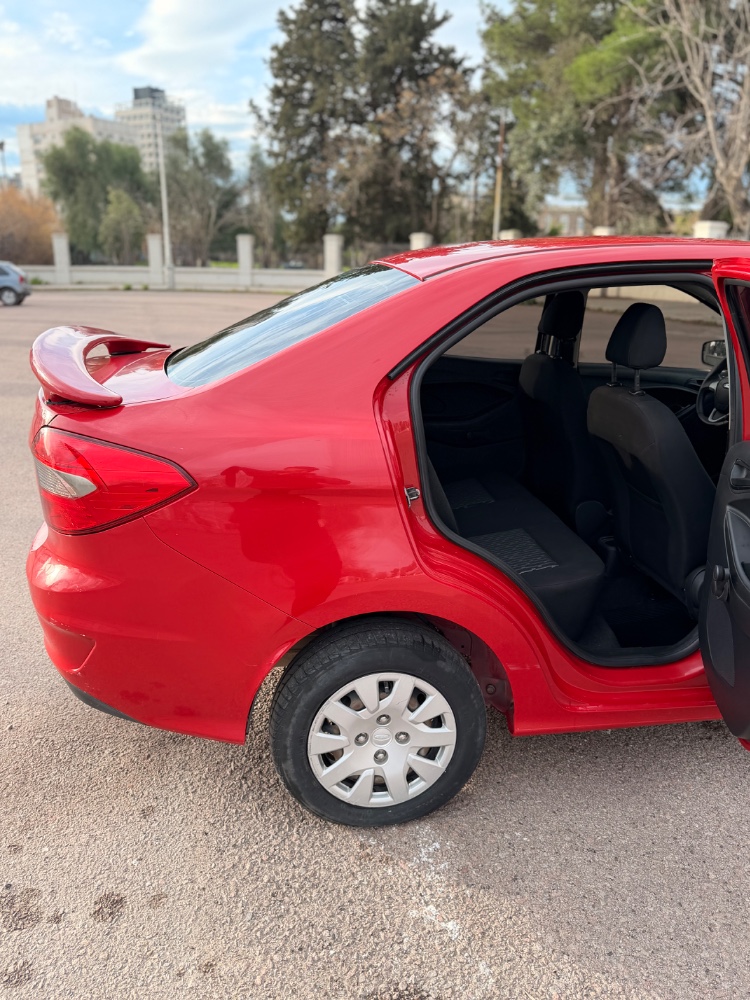 Ford KA 5P 1,5 16V S — foto 11