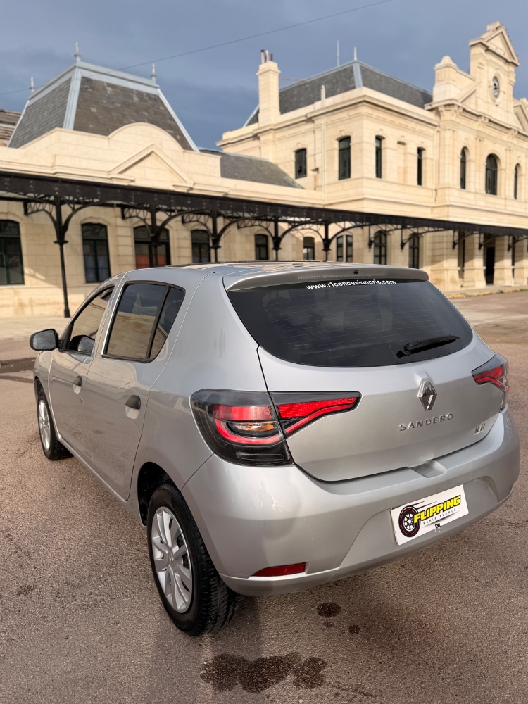 Renault SANDERO 5P 1,6 16V Life 2022 — foto 4