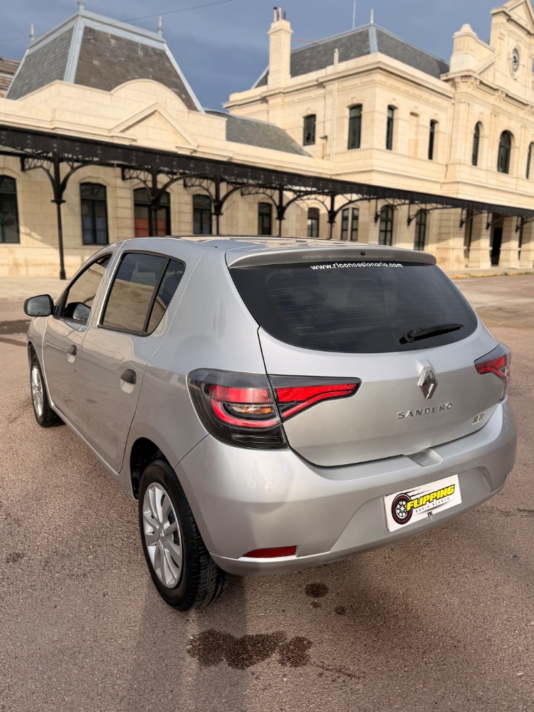 Renault SANDERO 5P 1,6 16V Life 2022 — foto 7
